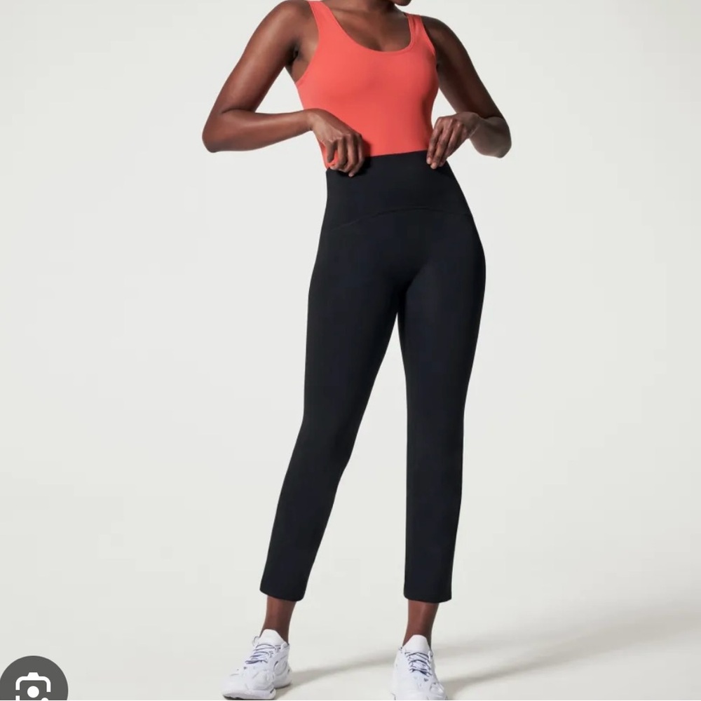 Spanx Booty Boost Ankle Cropped Flare Leggings 1X NWT
